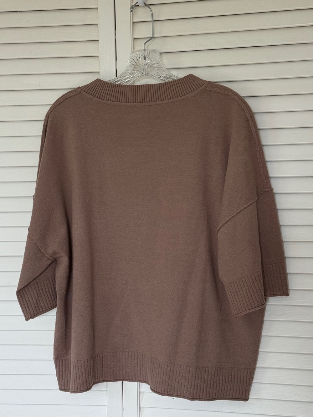 Oversized Short-Sleeve Sweater - Picture 9 of 9